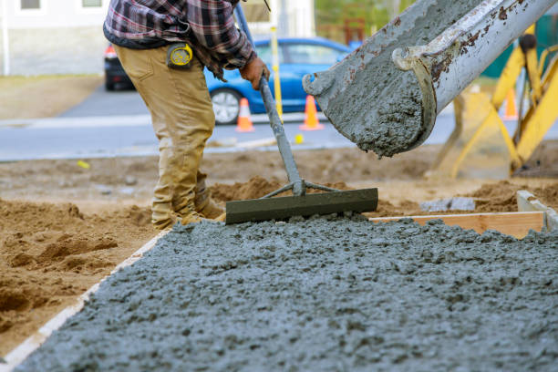 Best Concrete Driveway Installation  in Parkway, CA